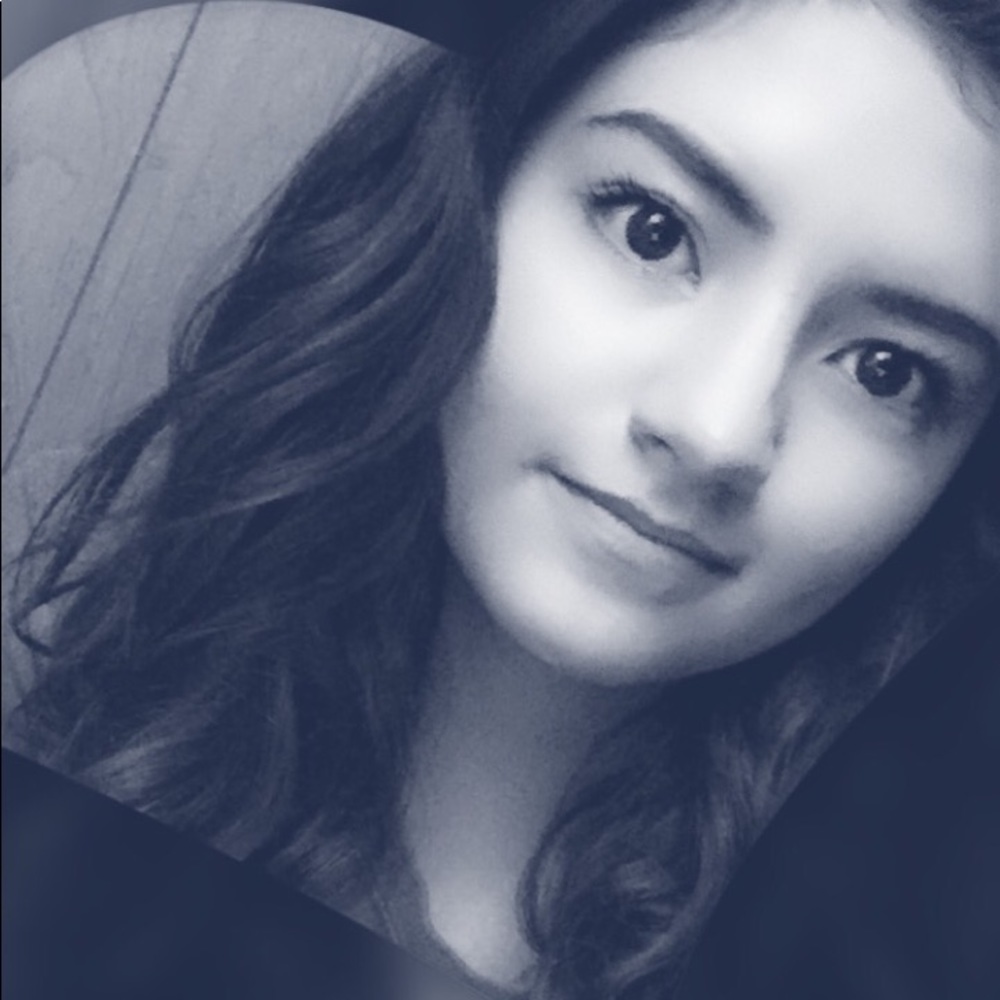 Meet your Posher, Hannah